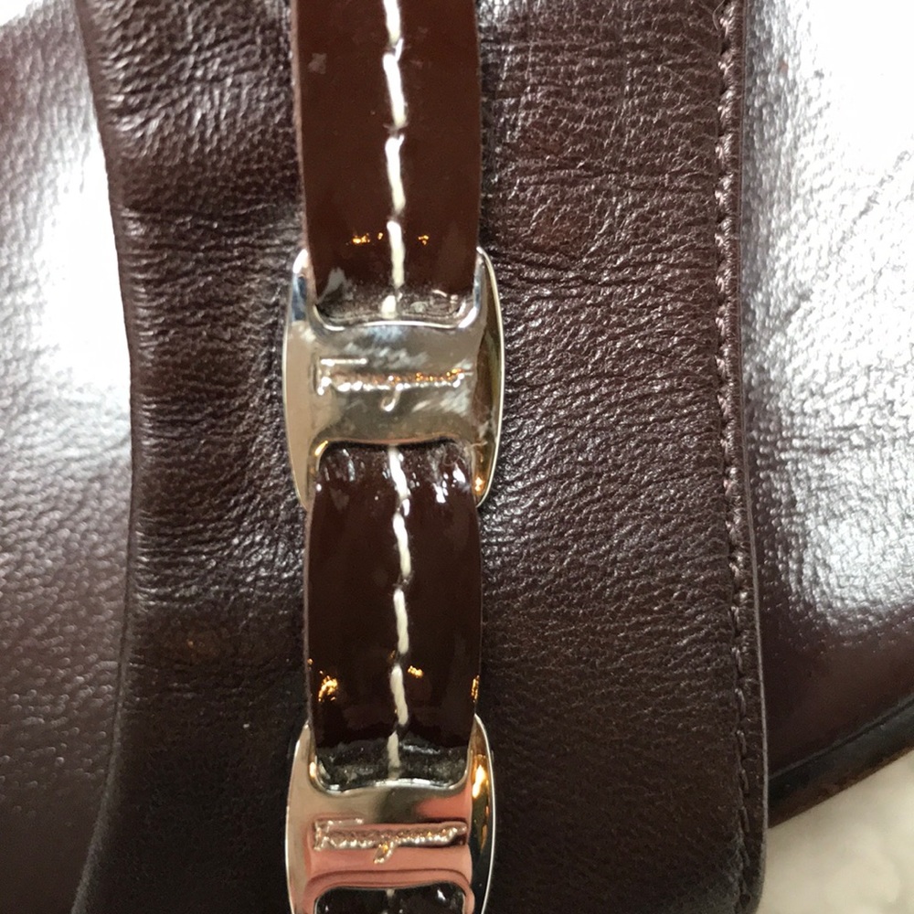 ⭐️Caterina Salvatore Ferragamo slides - Picture 6 of 6